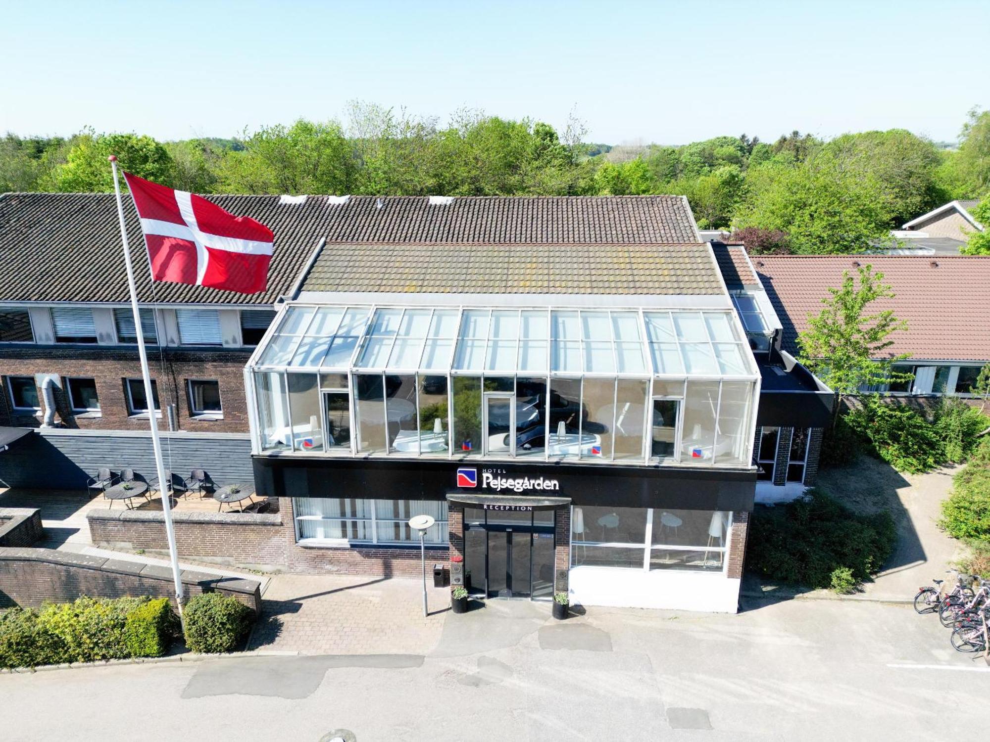 Hotel Pejsegaarden Brædstrup Εξωτερικό φωτογραφία