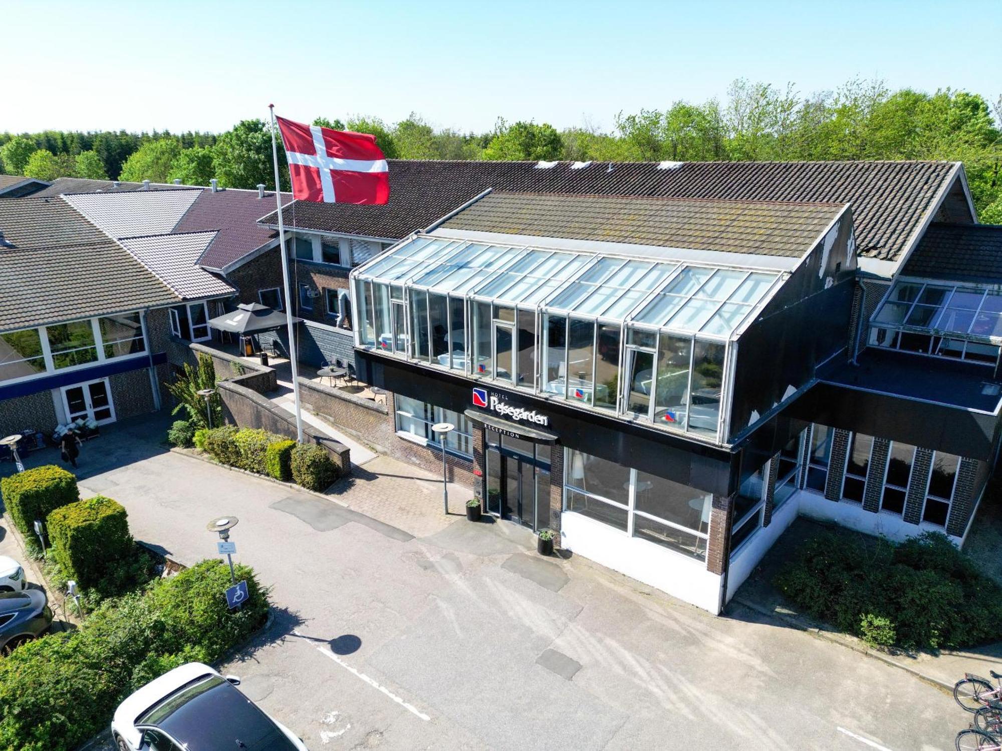 Hotel Pejsegaarden Brædstrup Εξωτερικό φωτογραφία